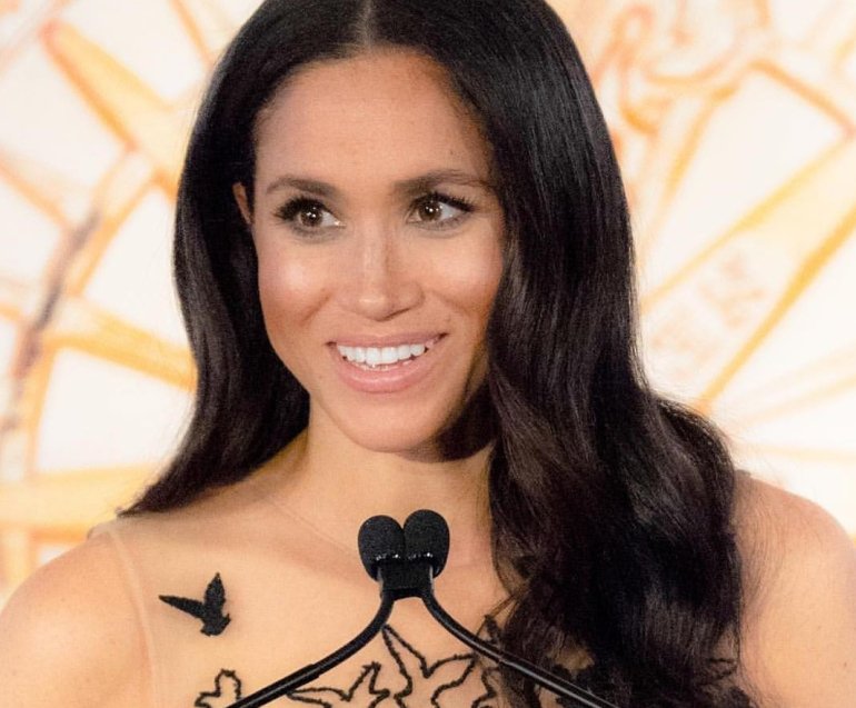 Меган Маркл позволяет себе несколько бокалов вина<br>