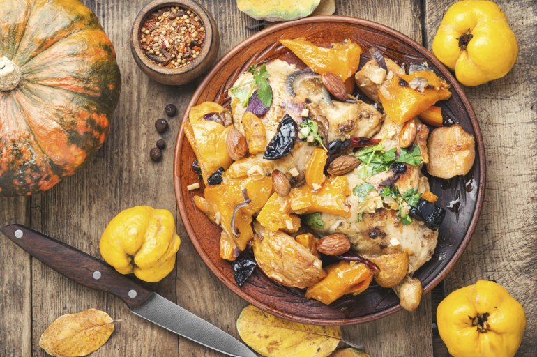 Курка з&nbsp;айвою