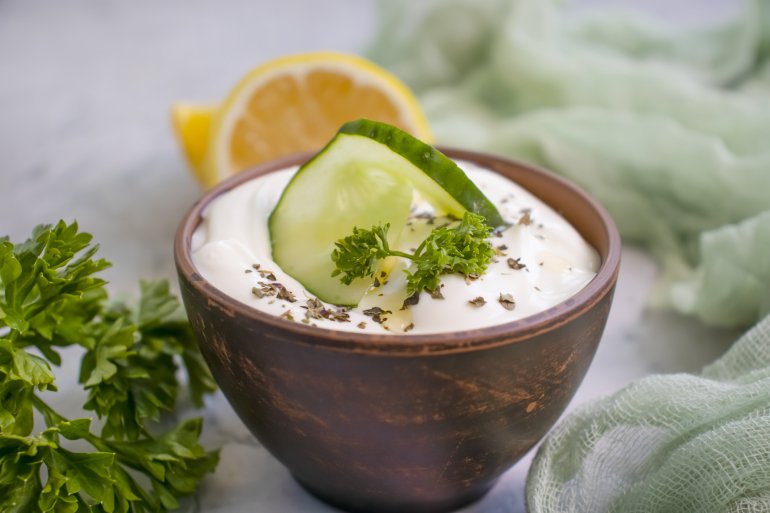 Окрошка з горіхами