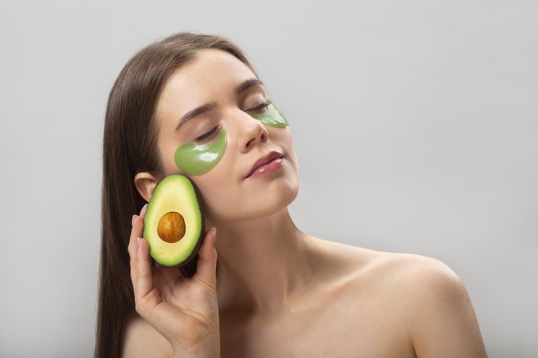 У&nbsp;кісточці авокадо є&nbsp;багато антиоксидантів, які омолоджують шкіру