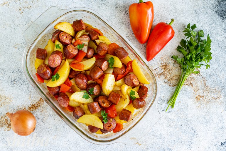 Картопля з&nbsp;ковбасками Mr.Grill