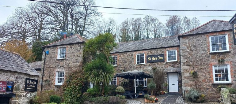 Старовинний паб у&nbsp;графстві Корнуолл