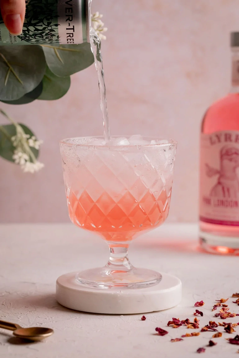 Фото:&nbsp;<span id="docs-internal-guid-673862f6-7fff-50e7-f65e-9a362223e217"><span style="font-size: 10.5pt; font-family: Roboto, sans-serif; color: rgb(0, 0, 0); font-variant-numeric: normal; font-variant-east-asian: normal; font-variant-alternates: normal; font-variant-position: normal; font-variant-emoji: normal; vertical-align: baseline; white-space-collapse: preserve;">Fanciful Eats</span></span>