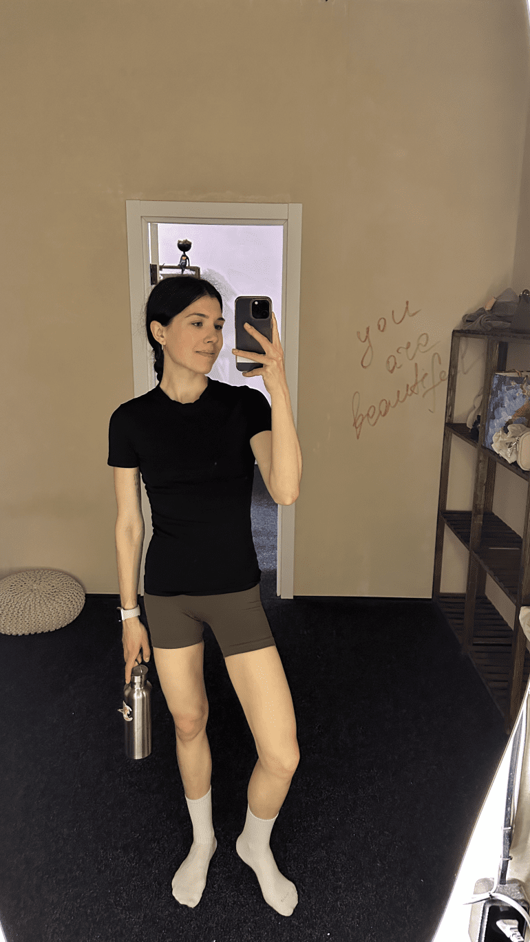 Їжа&nbsp;— не&nbsp;єдиний спосіб почуватися щасливою. Фото: Марійка