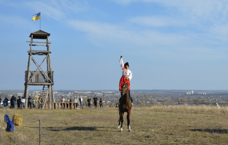 Сватівські козаки. Фото: svoi.city