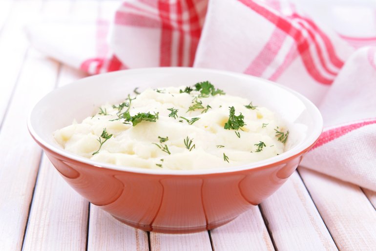 Варена картопля без добавок і&nbsp;з&nbsp;зеленню не&nbsp;принесе шкоди