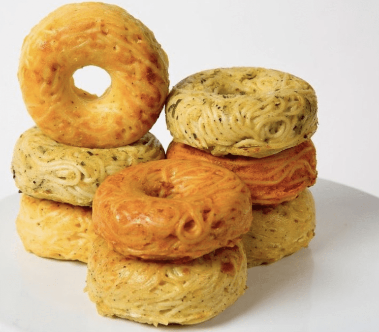 Пончики-спагеті. Фото: instagram.com/pop_pasta