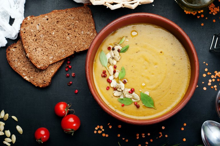 Гарбузовим насінням можна прикрашати супи