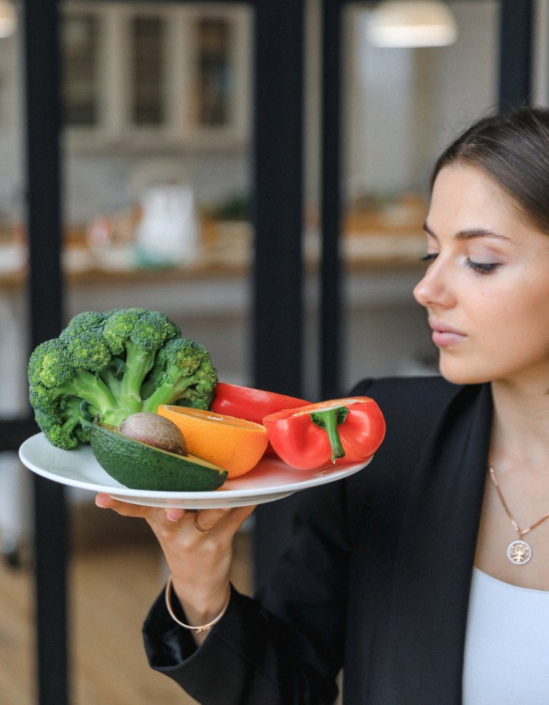 Правильне харчування дозволяє підтримувати бажану вагу без особливих зусиль.
