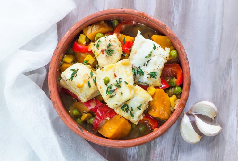 Треска с&nbsp;овощами на&nbsp;пару