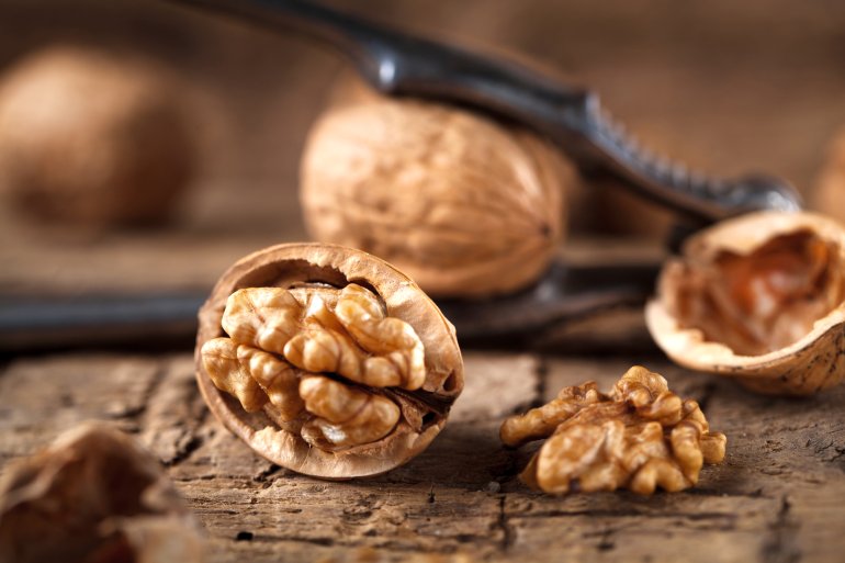 Після замочування волоські горіхи стають м’якими і&nbsp;не&nbsp;такими терпкими