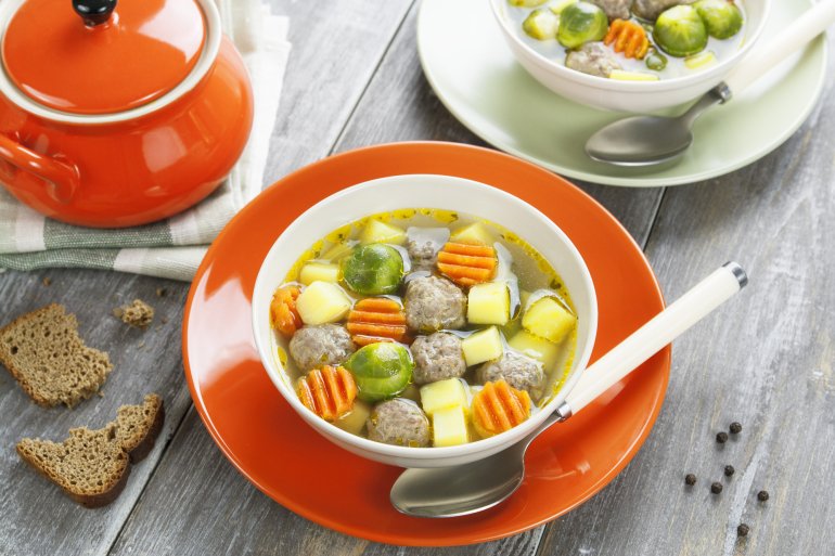 Суп із&nbsp;брюссельською капустою