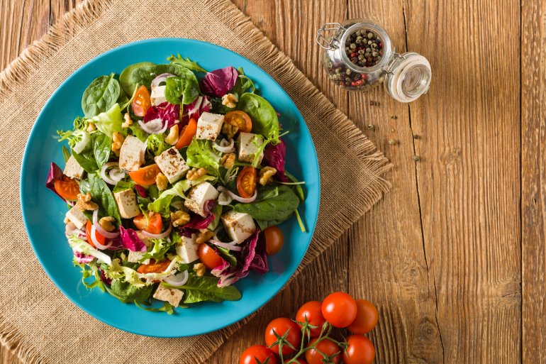 Салат з&nbsp;тофу