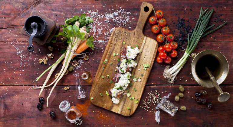 Відомий режисер зніме документальний серіал про їжу